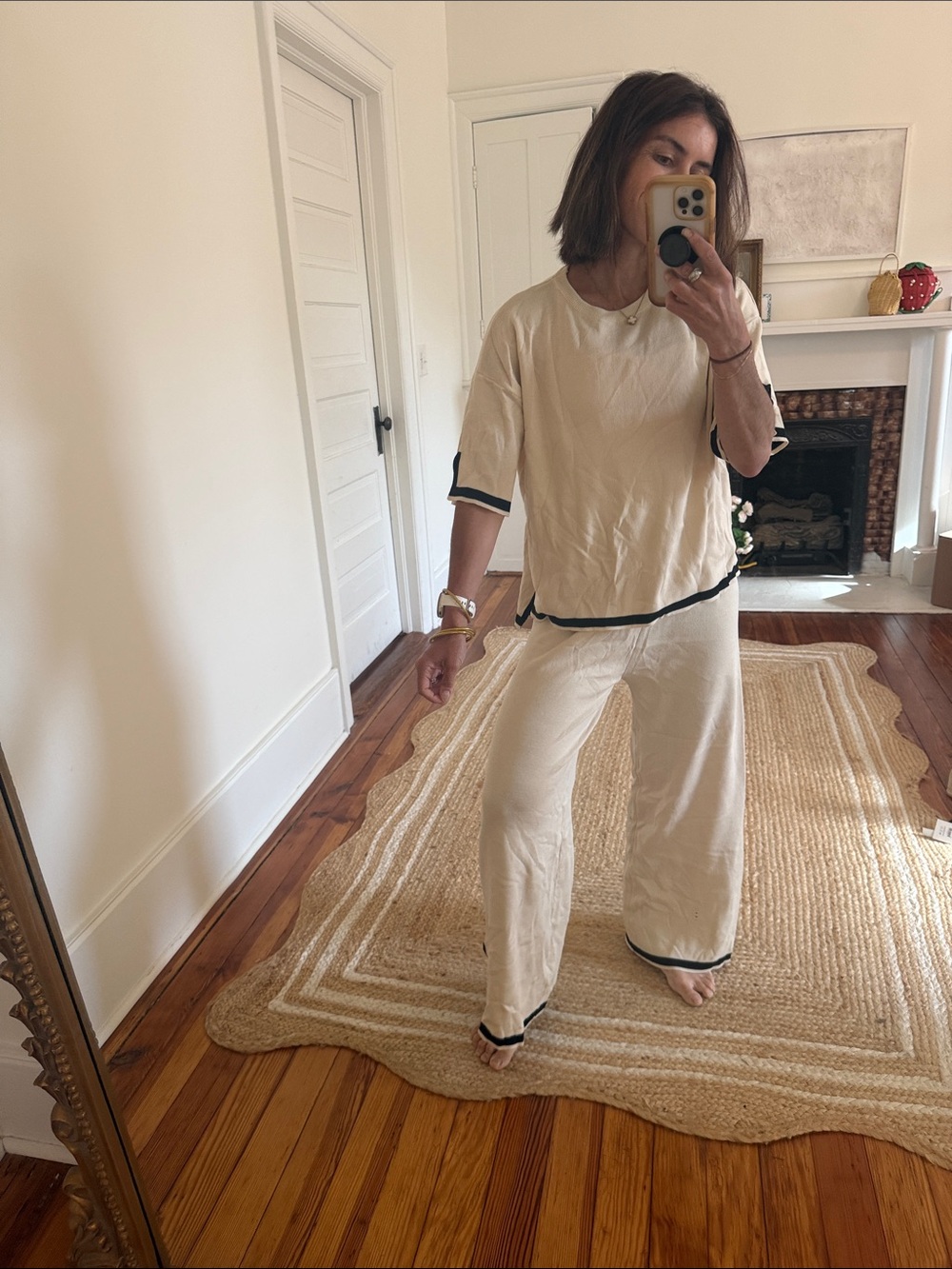 Cream Two-Piece Lounge Set with Black Trim smal